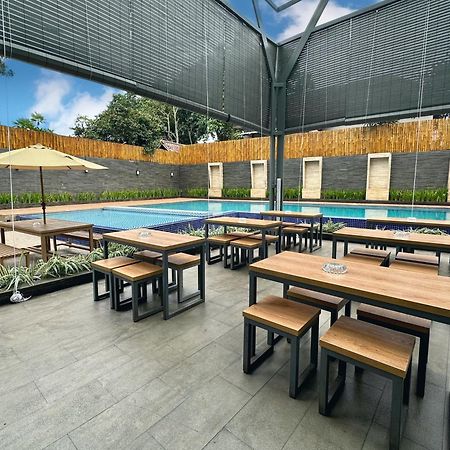 Yasmin Hotel Karawaci Tangerang Exterior photo