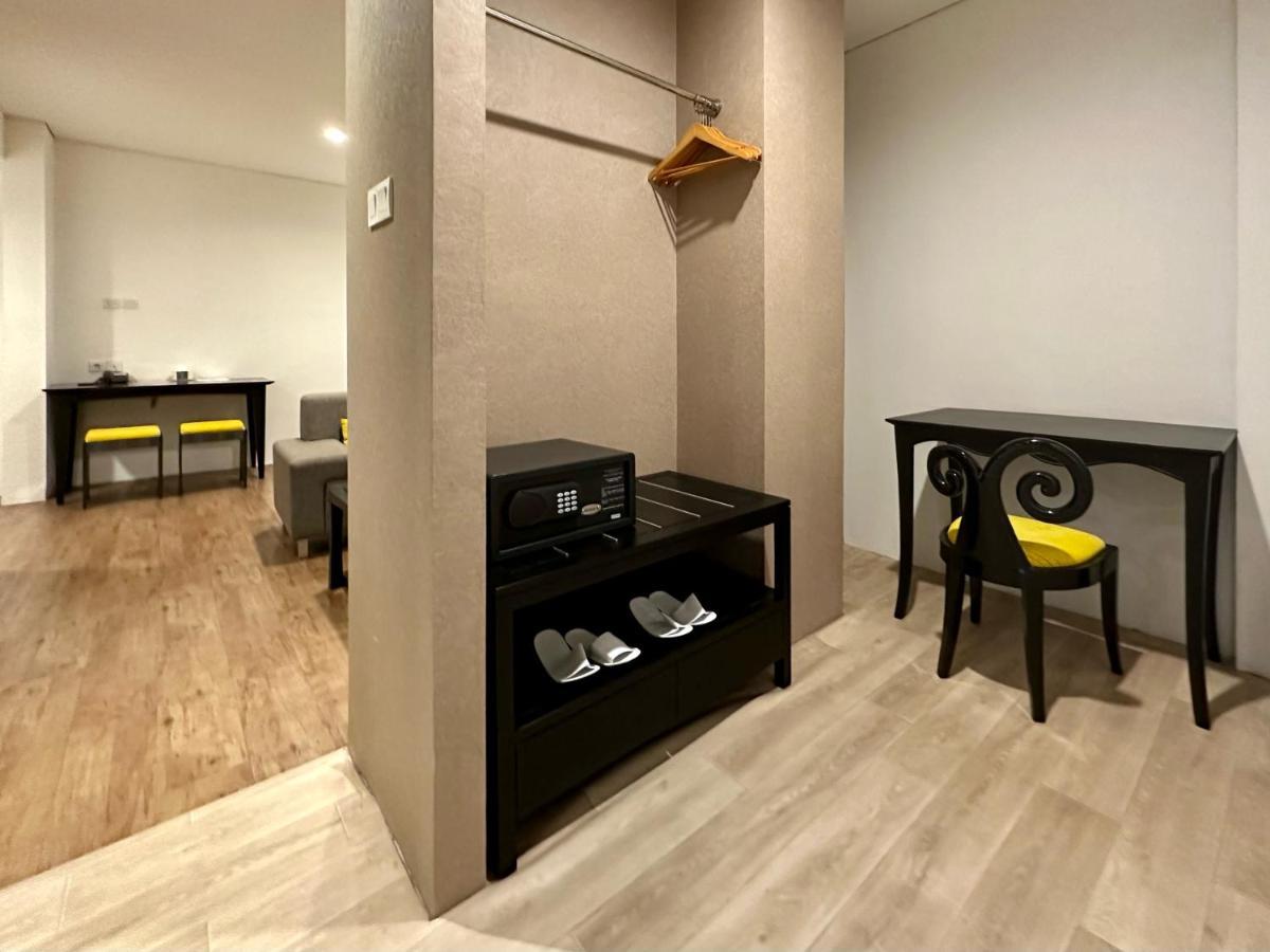 Yasmin Hotel Karawaci Tangerang Exterior photo