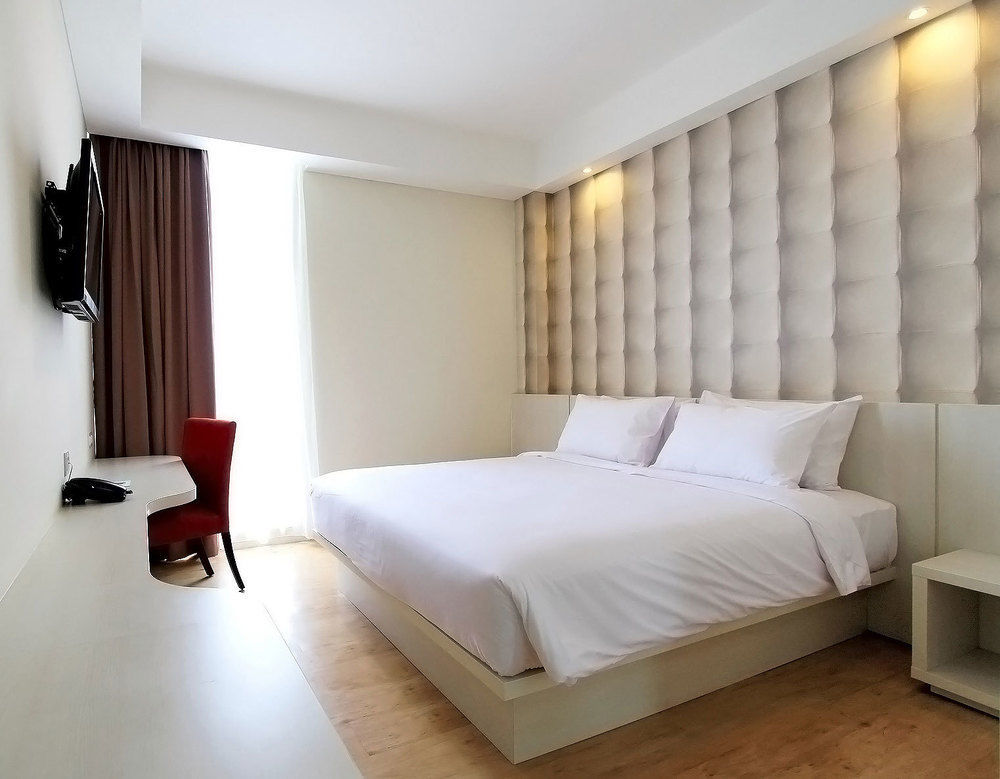 Yasmin Hotel Karawaci Tangerang Exterior photo