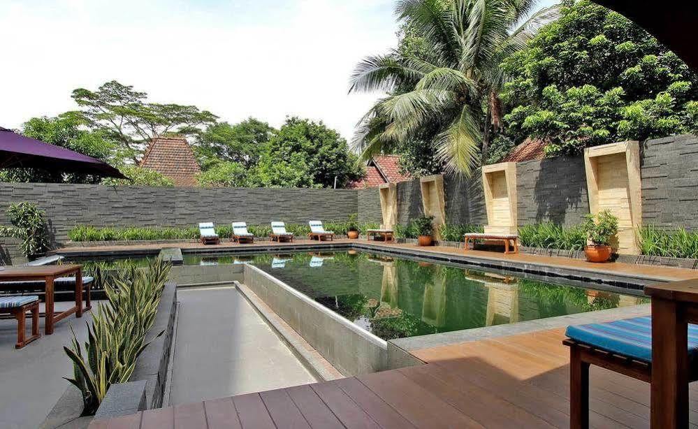 Yasmin Hotel Karawaci Tangerang Exterior photo